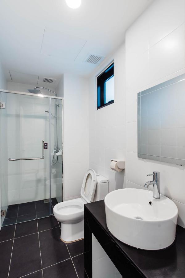Cozy Homestay With Wifi @Encorp Strand Mall @Alpha Ivf Petaling Jaya Exterior photo
